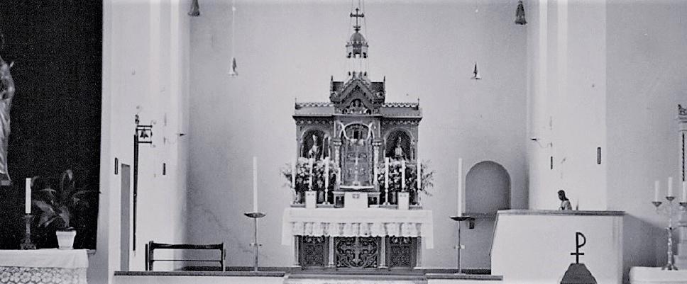 Slider_Kirche innen vor Renovierung 1961
