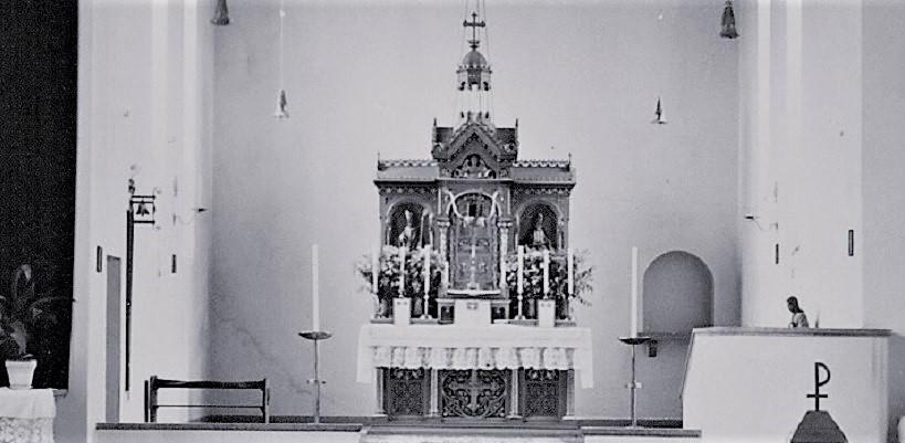 Slider_Kirche innen vor Renovierung 1961