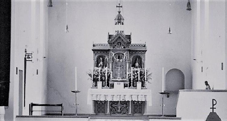 Slider_Kirche innen vor Renovierung 1961